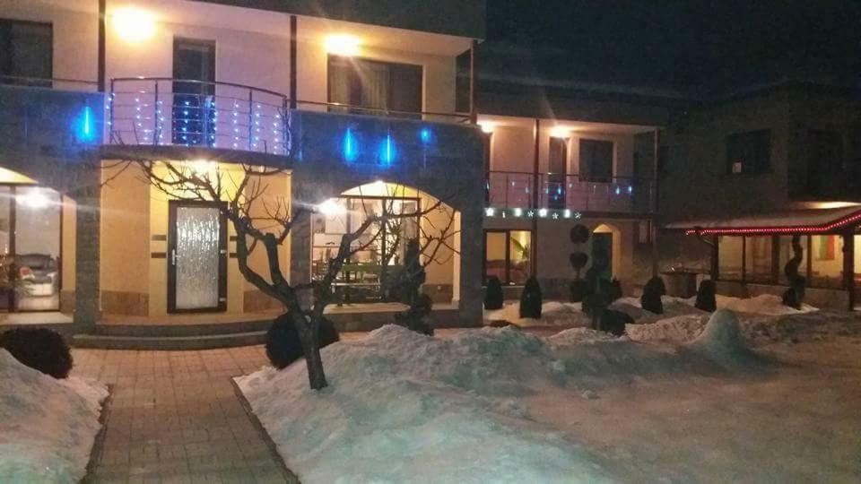 Sveti Nikola Villas Near Borovets Shiroki Dol Exterior photo